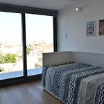 Sunny Penthouse Whith Balcony 9Min Walk Main Station